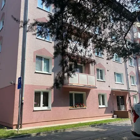 Apartman V Sirsom Centre Martina Nice S Klimatizaciou Exterior photo
