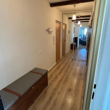 Apartman V Sirsom Centre Martina Nice S Klimatizaciou Exterior photo